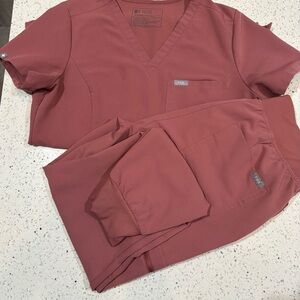 Figs mauve Scrub Set